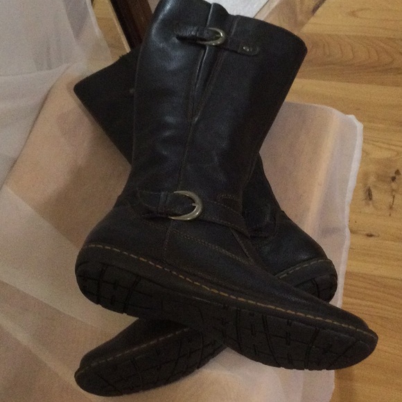 Comfy Dark brown b.o.c.’s! - Picture 5 of 8